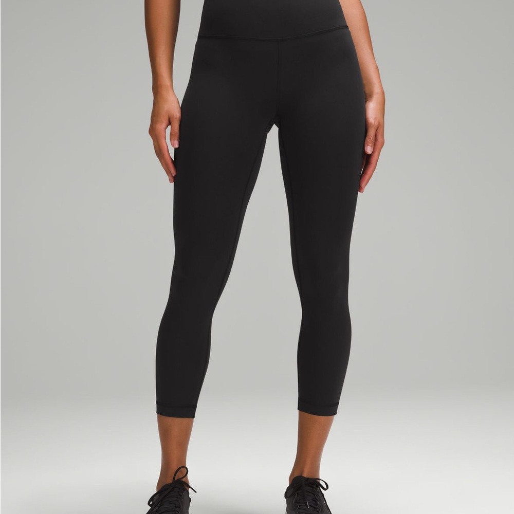 Lululemon Wunder Under 23” Leggings